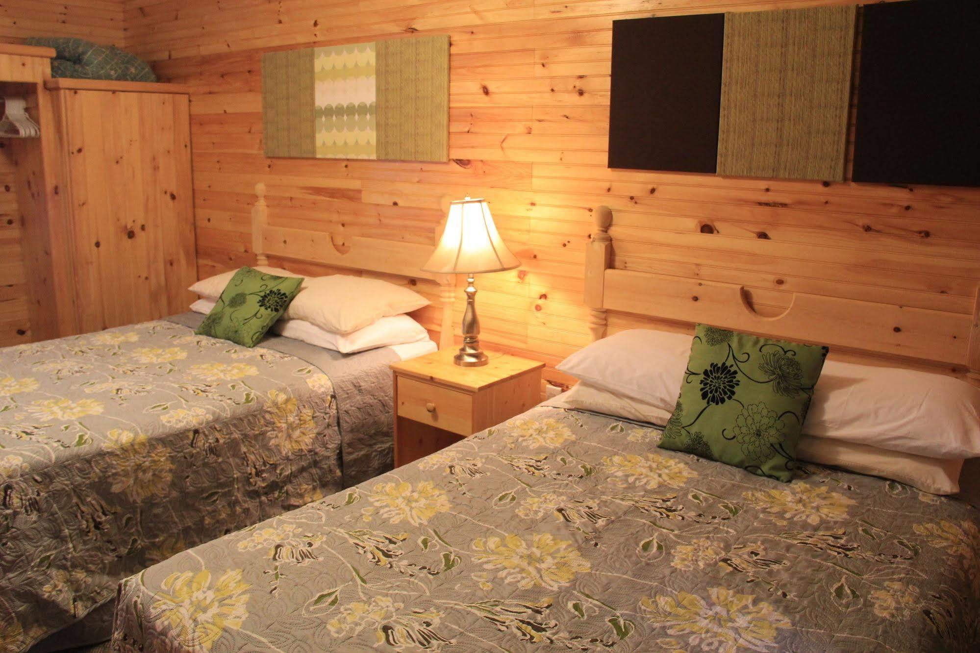 Hidden Acres Cottages キャベンディッシュ エクステリア 写真