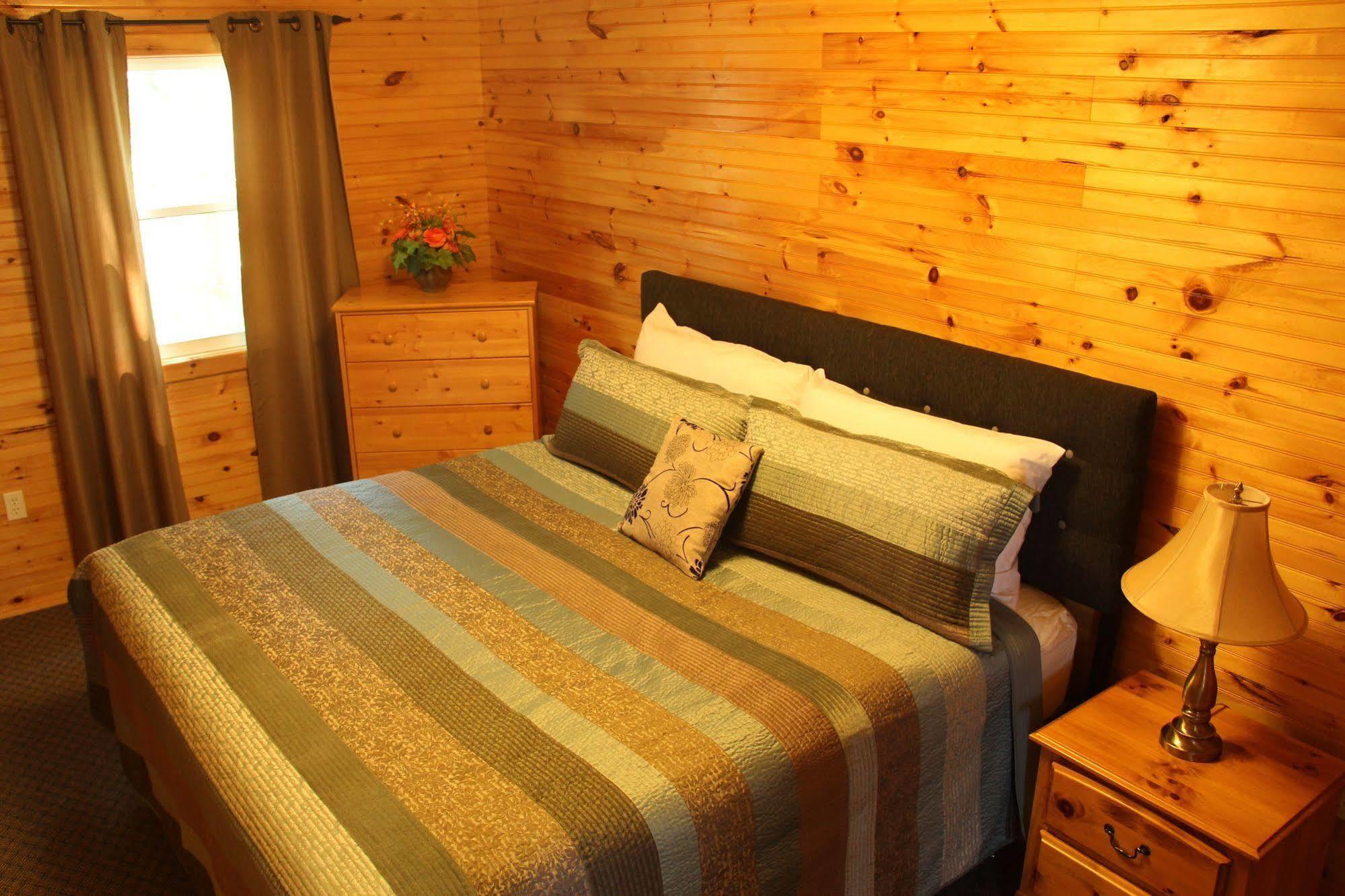 Hidden Acres Cottages キャベンディッシュ エクステリア 写真