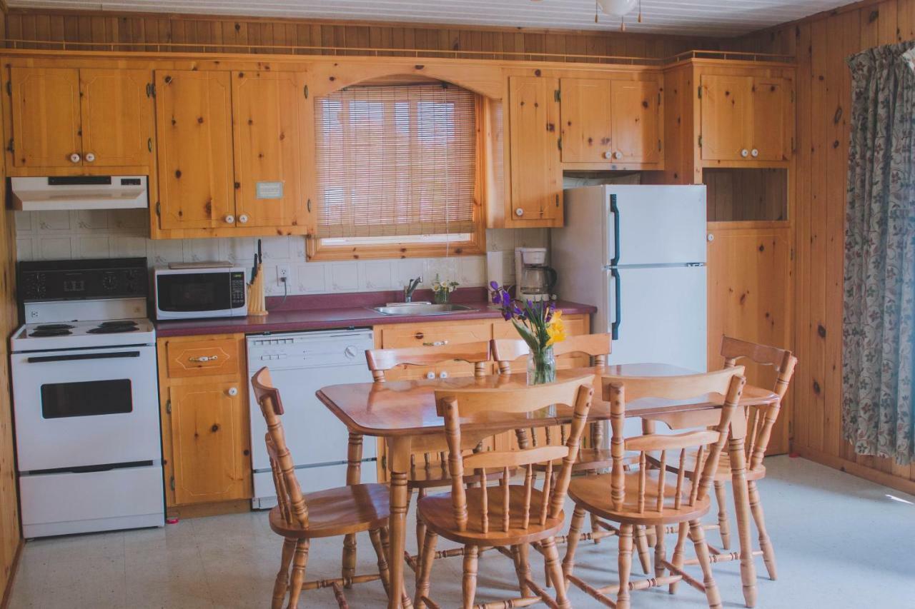 Hidden Acres Cottages キャベンディッシュ エクステリア 写真